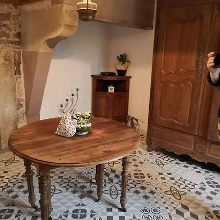 Aux Draps De Foin Nyaraló *